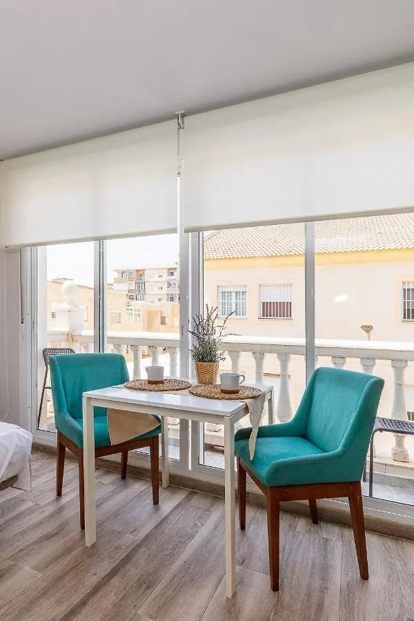 Apartamentos Lola Beach Malaga Apartment